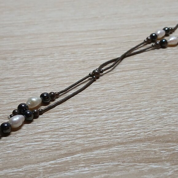 Vintage Beaded Costume Jewelry Black & White #5 - Picture 10 of 11